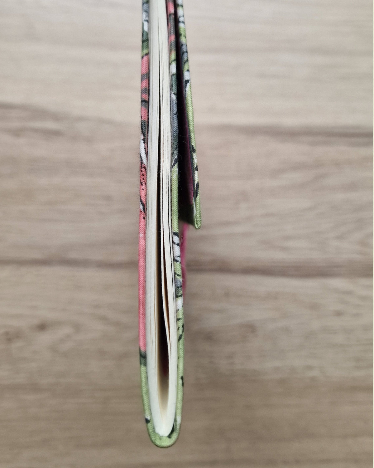 Notitieboekje met blockprint | Groen & roze - NOOR goes wild